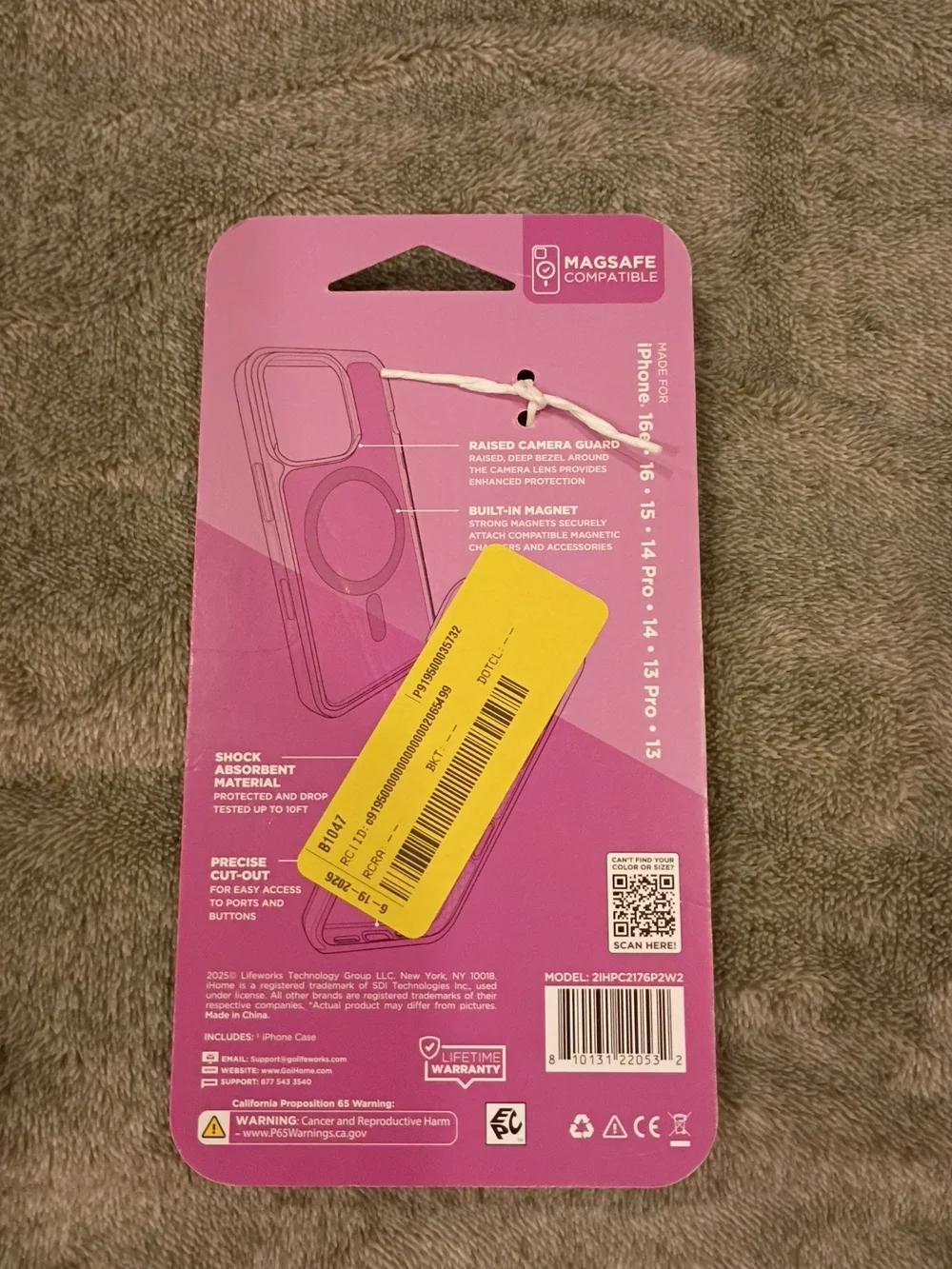 iHome Velo MagSafe-Compatible iPhone Case in Bright Pink